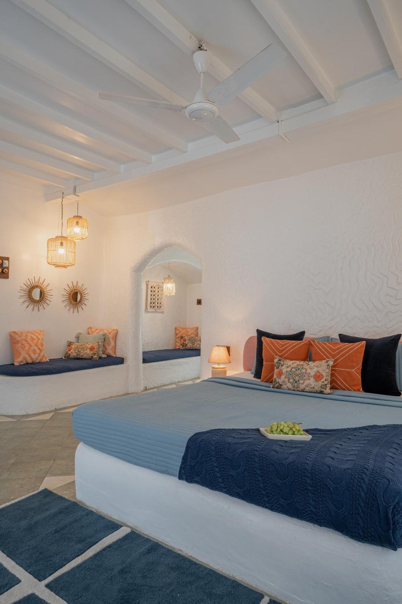 Lohonostays Villa Santorini Alibag Bagian luar foto